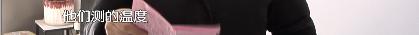 DƬ